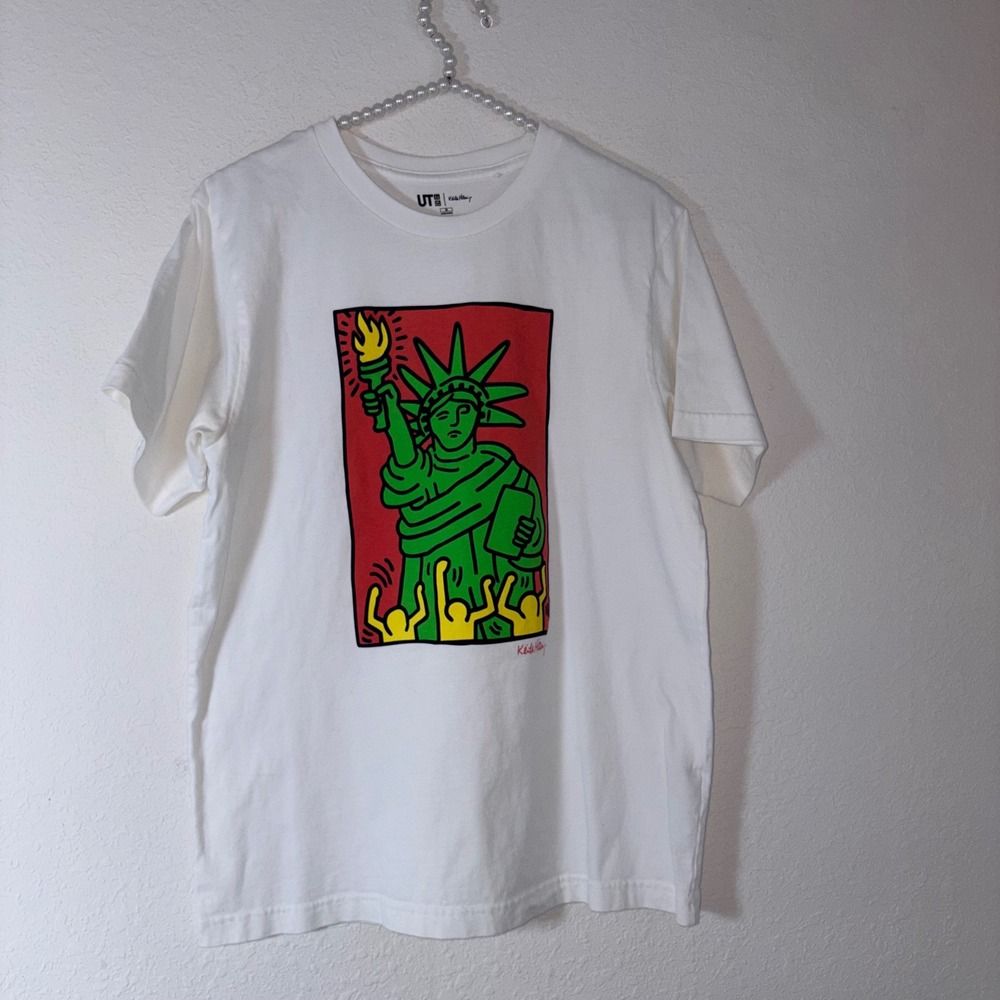 Uniqlo Keith Haring Graphic Tee Medium White Statue of Liberty Pop Art UT